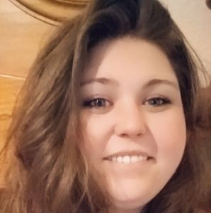 Meet your Posher, Marissa